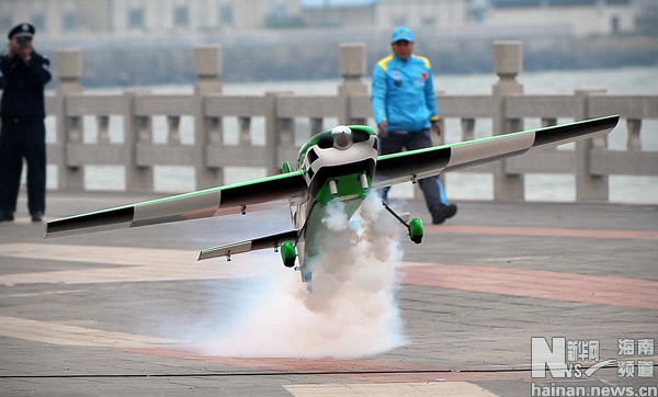 12��17�����h(hu��n)�����w������ِ�_Ļʽ�ϵĺ���ģ�ͱ�����