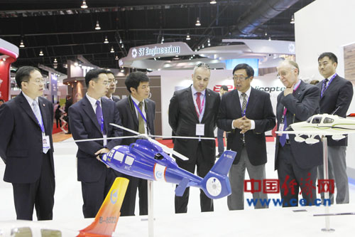 ��(l��i)�e���^